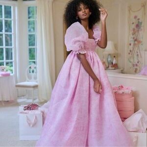 Selkie Pink Porcelain Puff Gown